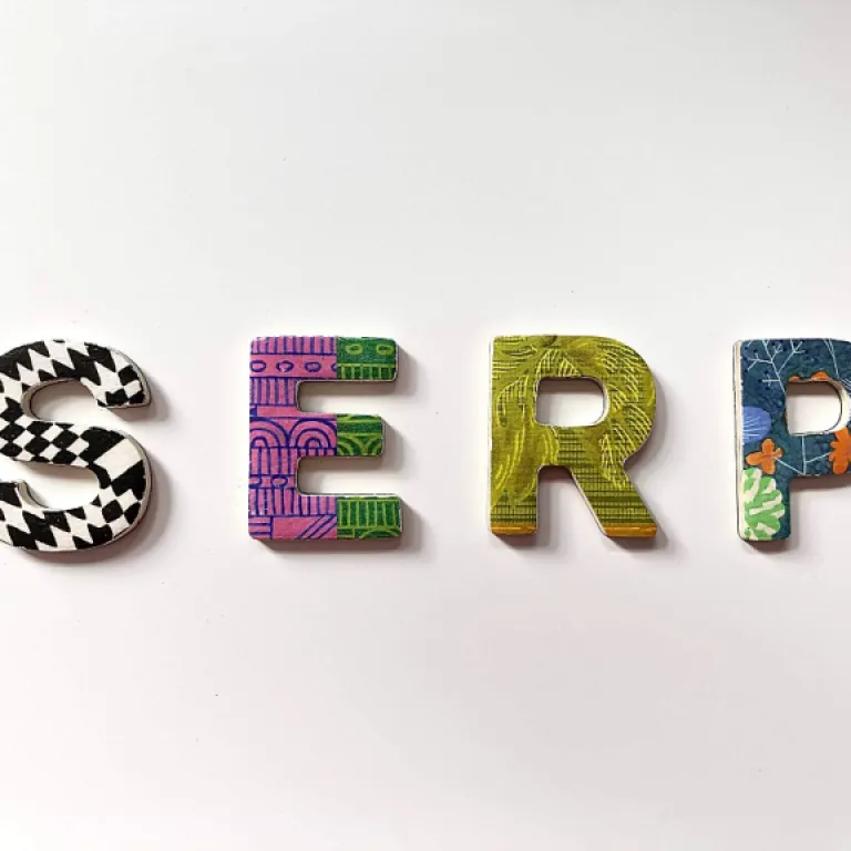 Comment réussir son référencement naturel à Angers : conseils et enjeux locaux